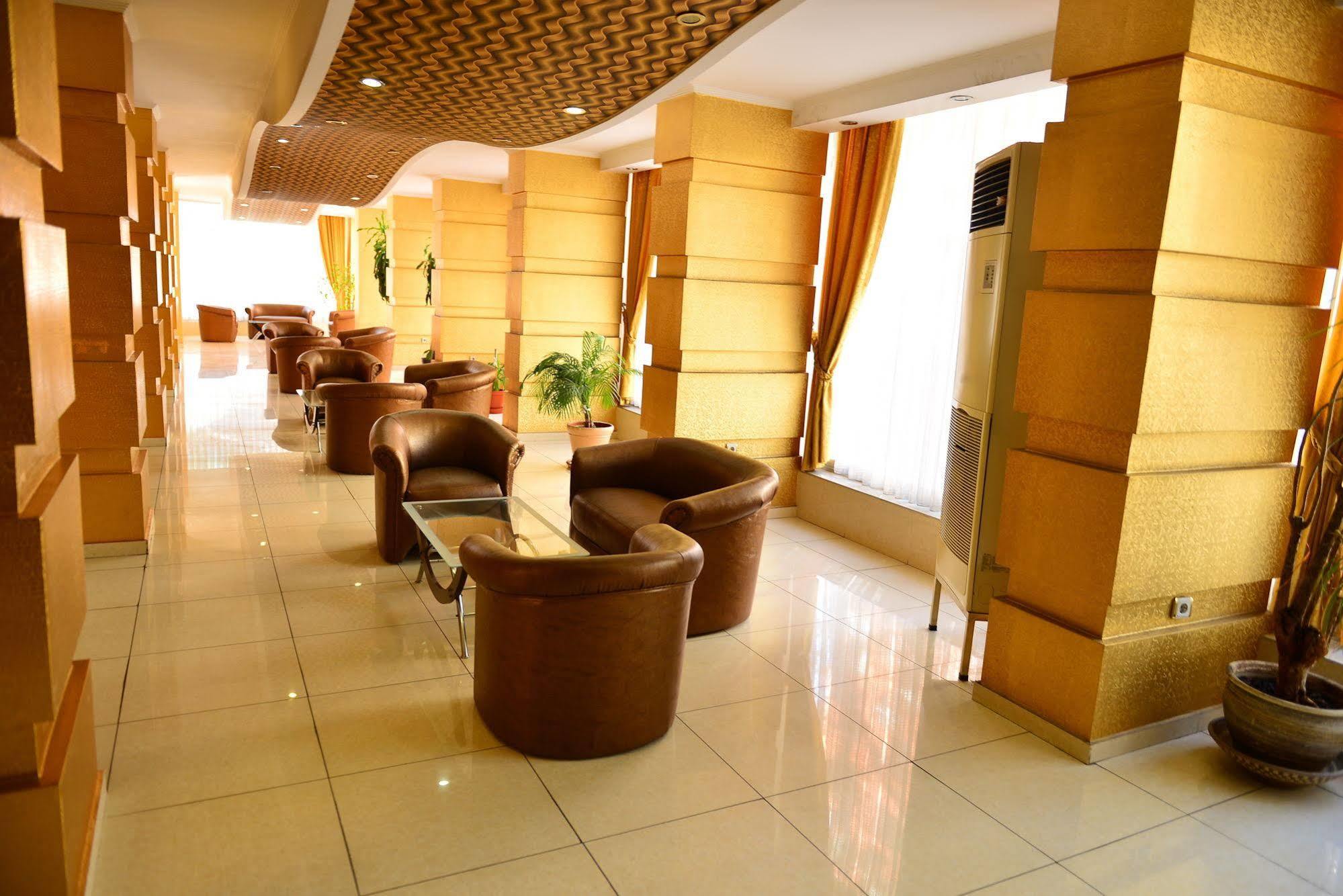 Kivrak Hotel Antalya Bagian luar foto